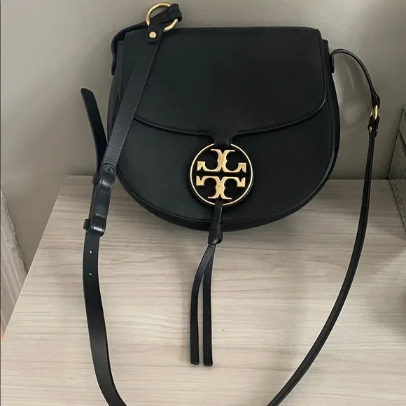 Tory Burch Black Crossbody Bag with Gold Emblem - Picture 1 of 7